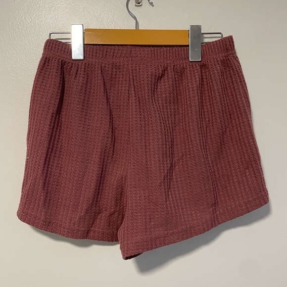 Women's Pink Waffle Knit Pajama Set - Picture 7 of 8